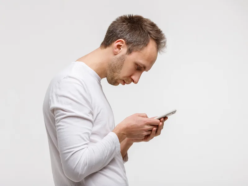Chiropractic care for poor posture at Embrun Chiropractic Clinic in Embrun