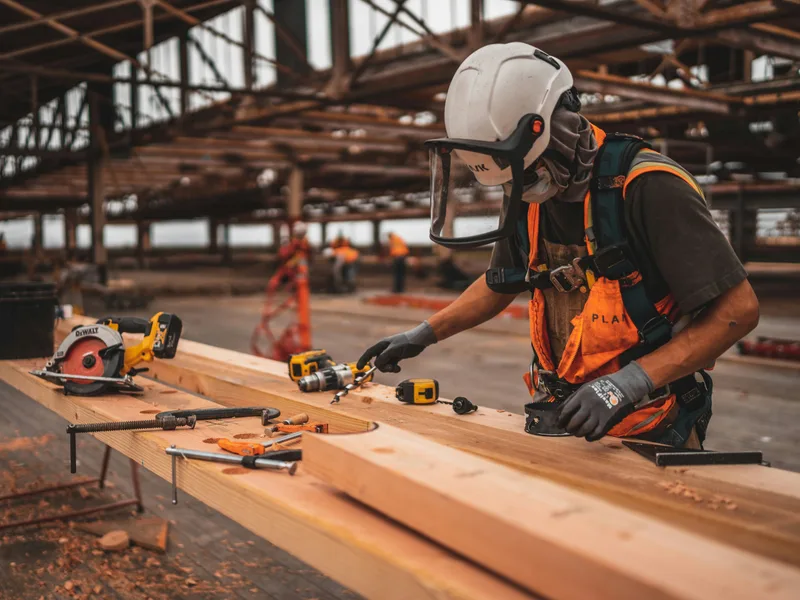 Embrun Chiropractic Clinic treating work injury in Embrun